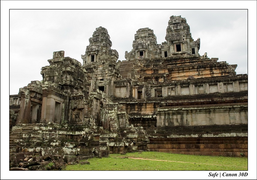 2006 - 07 - Temple angkor - Ta Keo 06